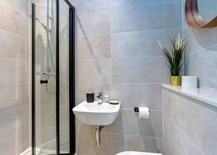 Сasa de vacaciones Cosy With Parking And Underfloor Heating *