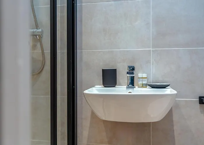 Cosy Studio, Private Parking, Underfloor Heat Bristol