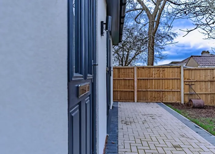 Cosy With Parking And Underfloor Heating Bristol