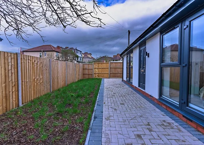 Cosy With Parking And Underfloor Heating Vakantiehuis